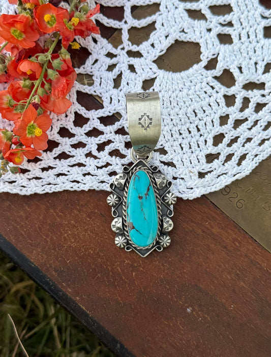 The King Pendant