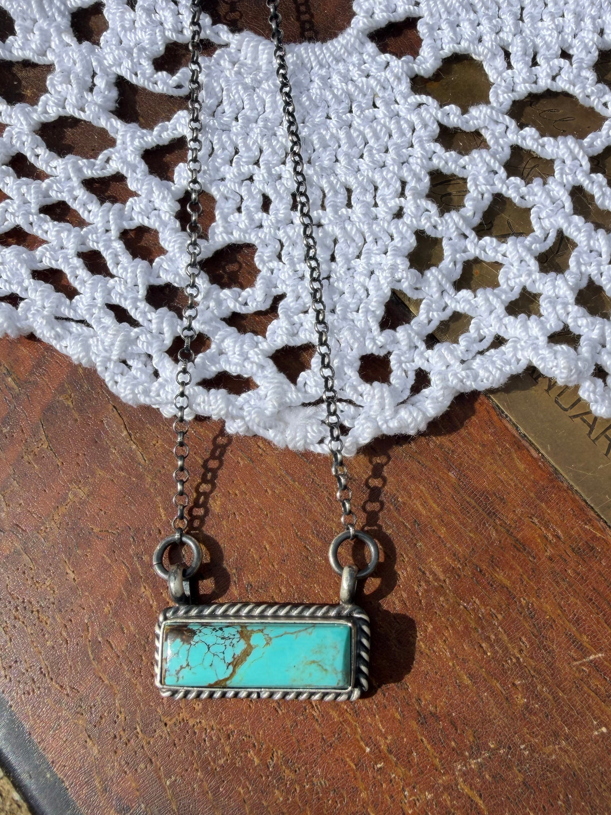 The Kahl Bar Necklace