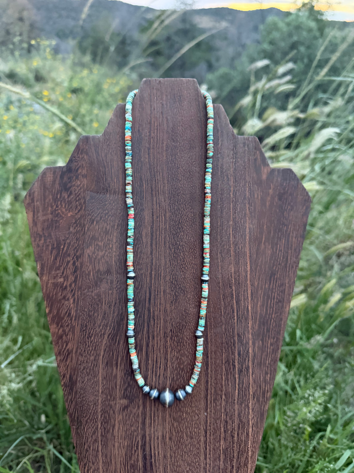 The Magnolia Necklace