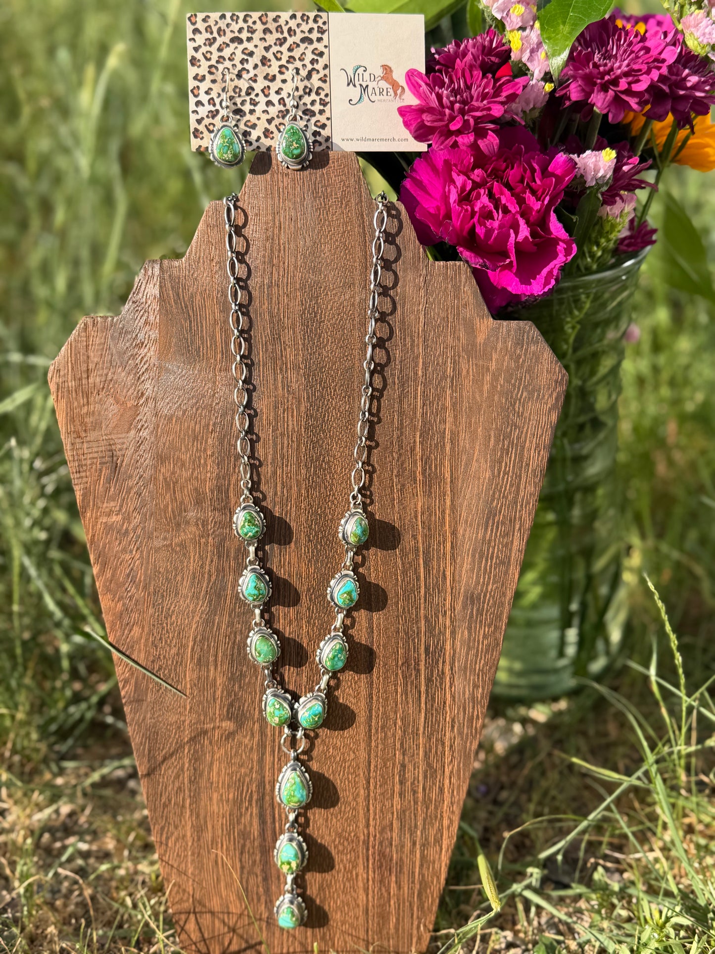 The SIS Necklace Set